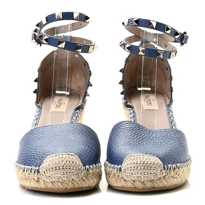 Valentino Garavani Grained Calfskin Rockstud Ankle Wrap Espadrille 15/85mm Wedges 40 Baltique 2 of 10
