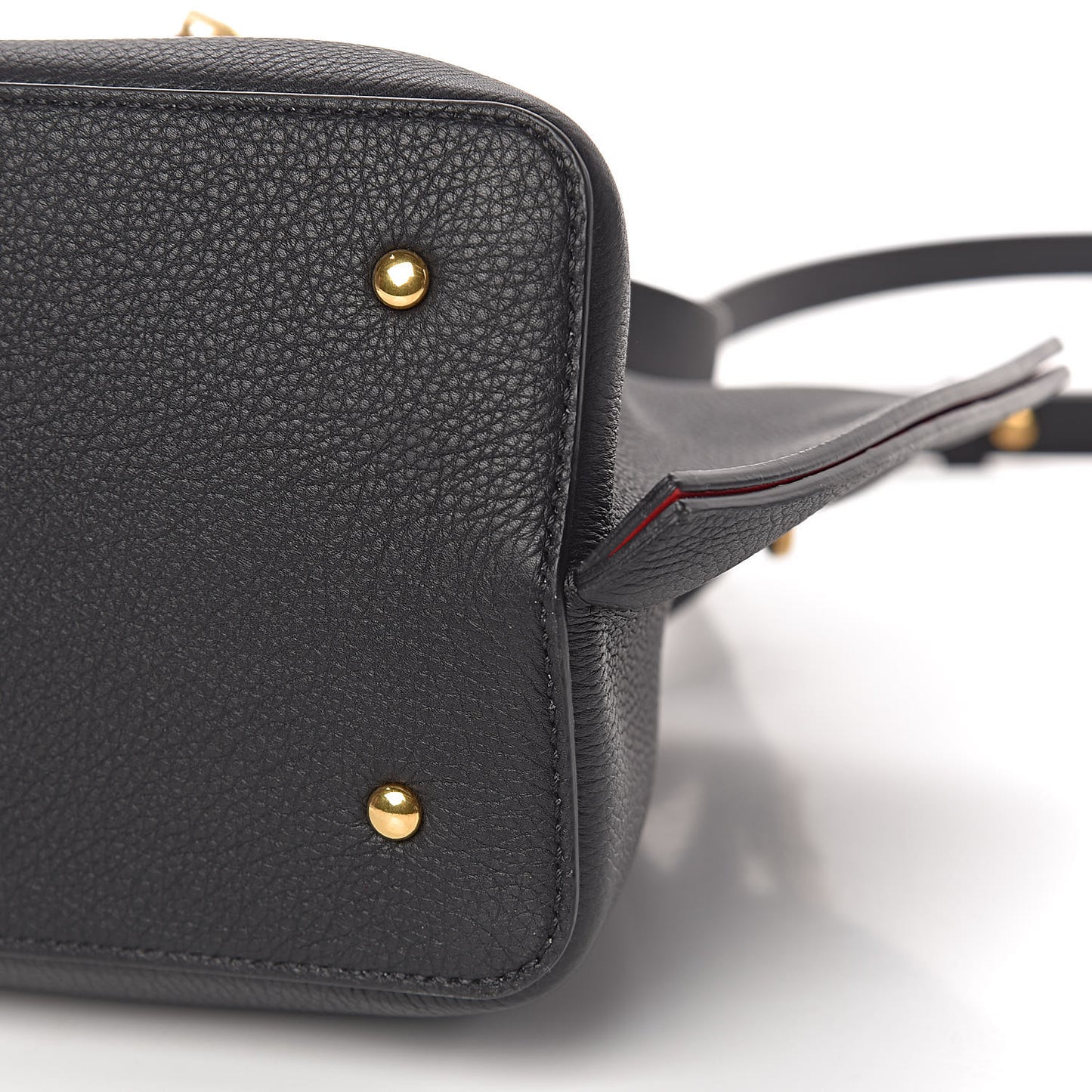 Grainy Calfskin Small VLogo Escape Shopper Black