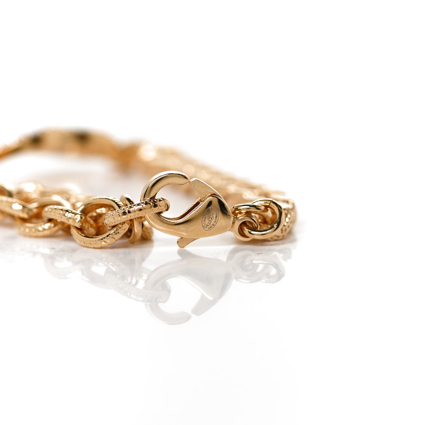 Crystal CC Chain Link Bracelet Gold