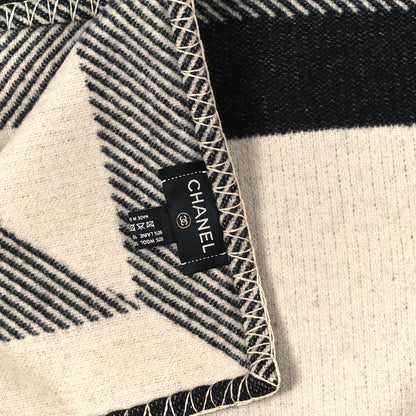 Chanel Wool Cashmere CC Throw Blanket Black Beige 3 of 3