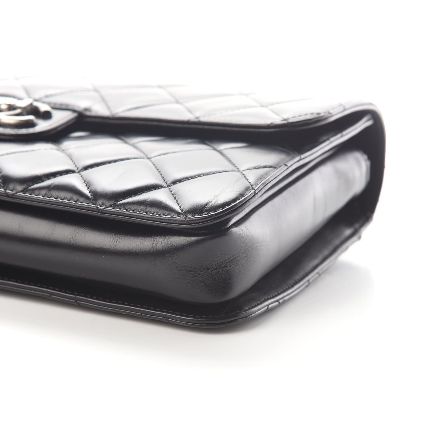 Glazed Calfskin Quilted Large Perfect Edge Flap Black