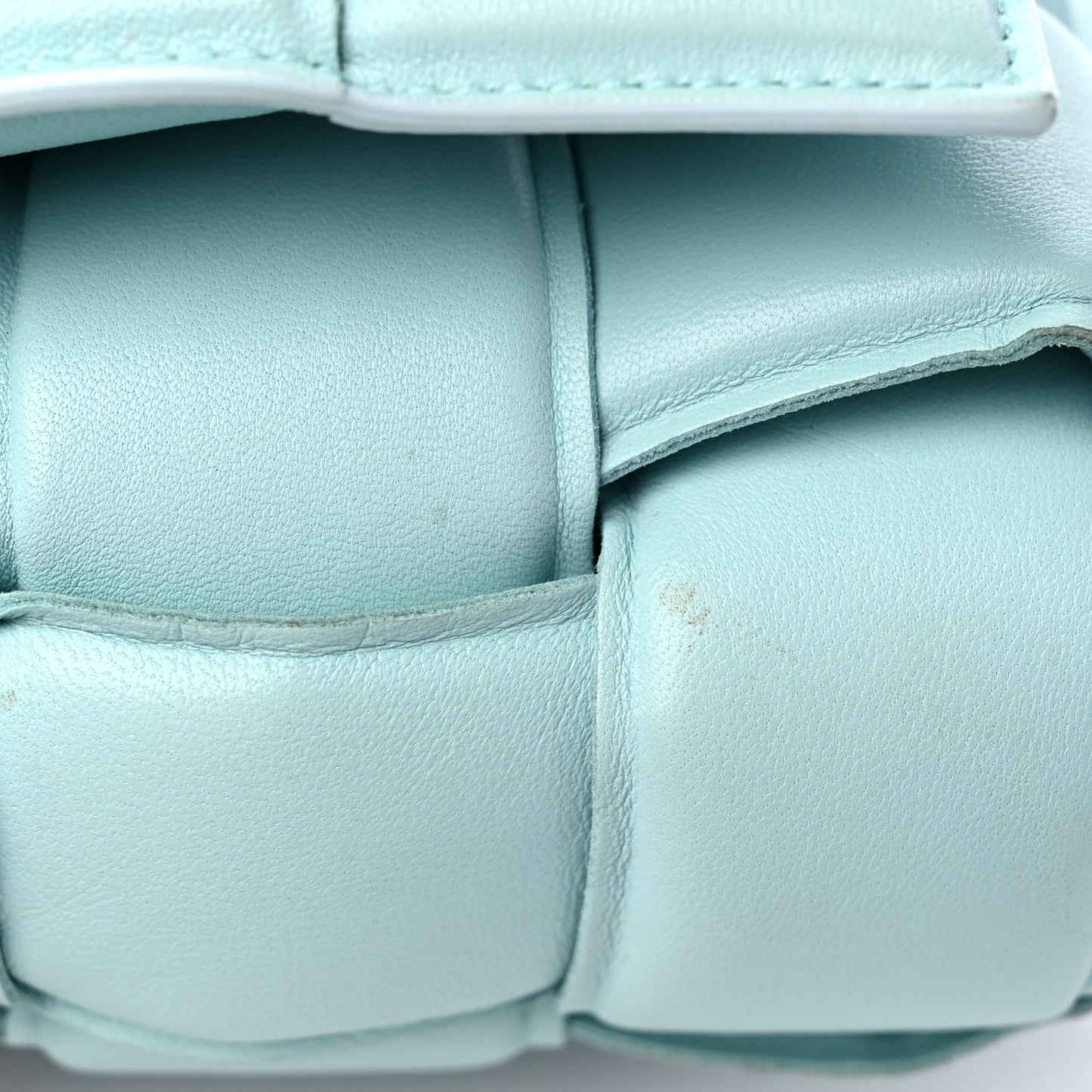 Lambskin Maxi Intreccio Padded Chain Cassette Crossbody Bag Spearmint