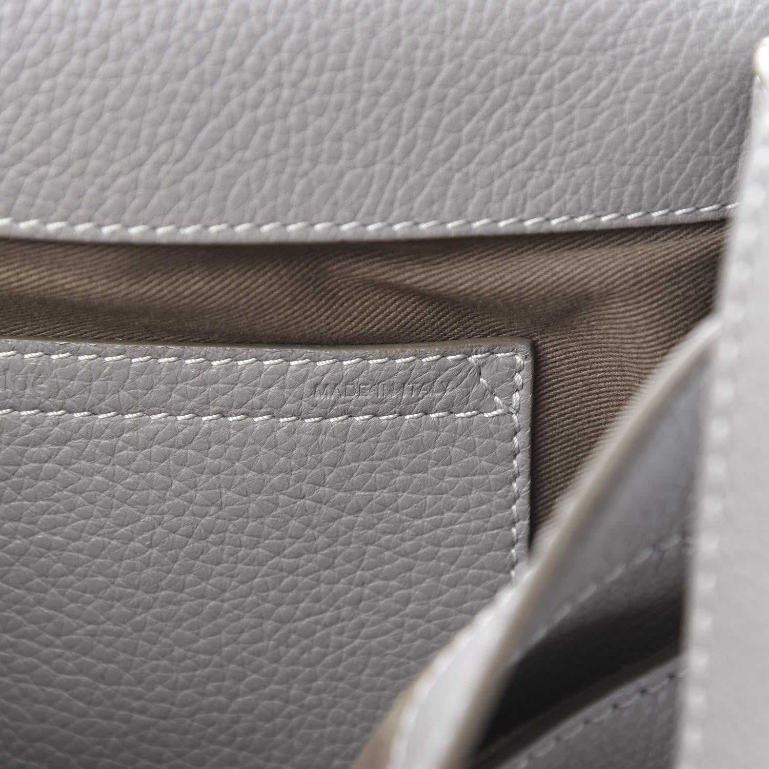 Chloe Calfskin Medium Marcie Round Crossbody Bag Cashmere Grey 7 of 18
