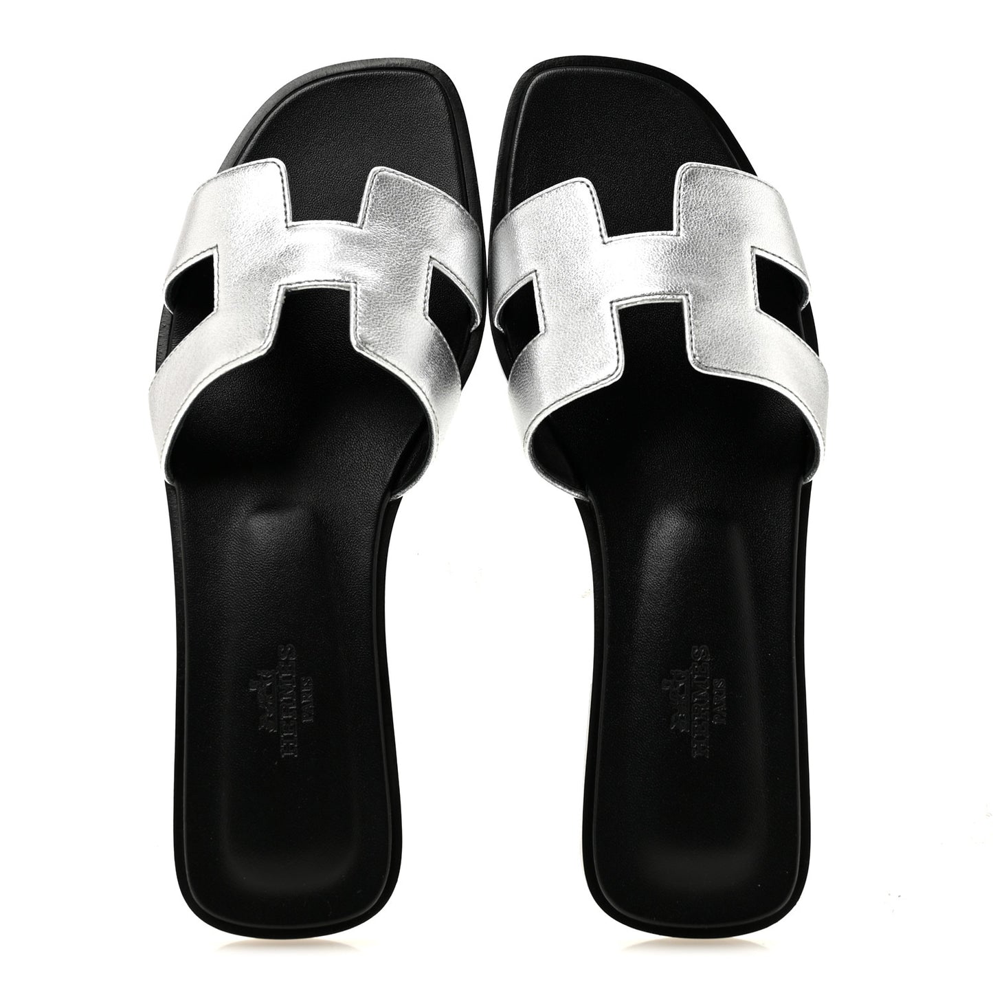 Metallic Chevre Oran Sandals 37.5 Gris Argente