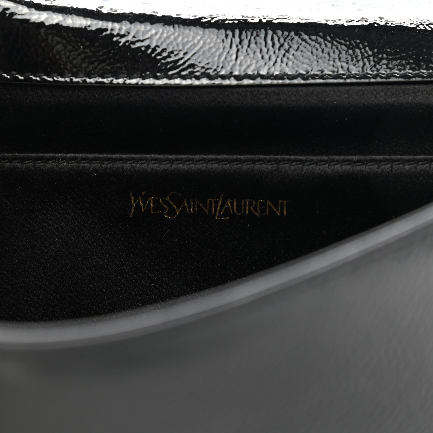Saint Laurent Textured Patent Monogram Large Belle De Jour Clutch Black 6 of 7
