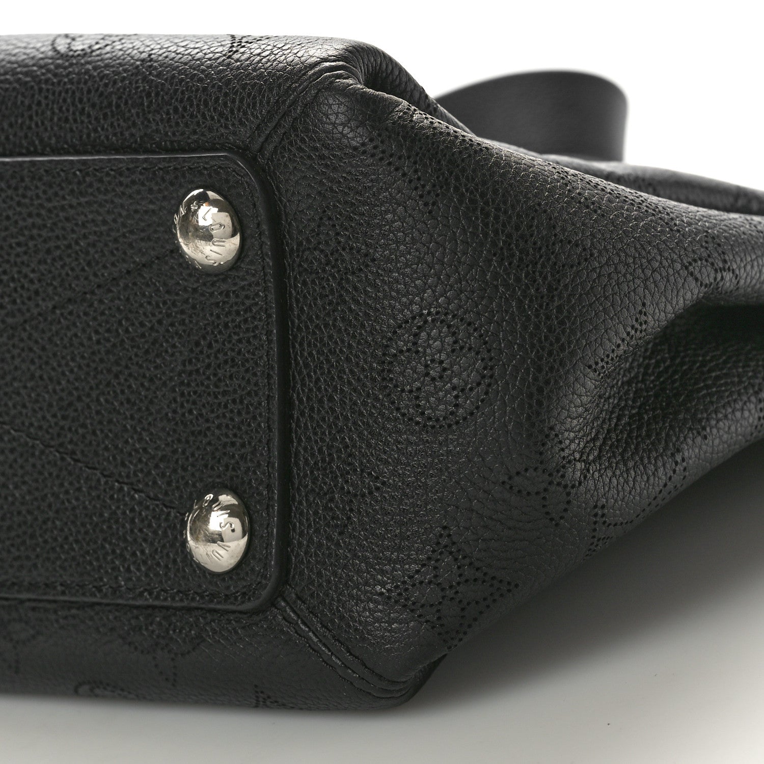 Louis Vuitton Mahina Babylone Chain BB Black 9 of 10