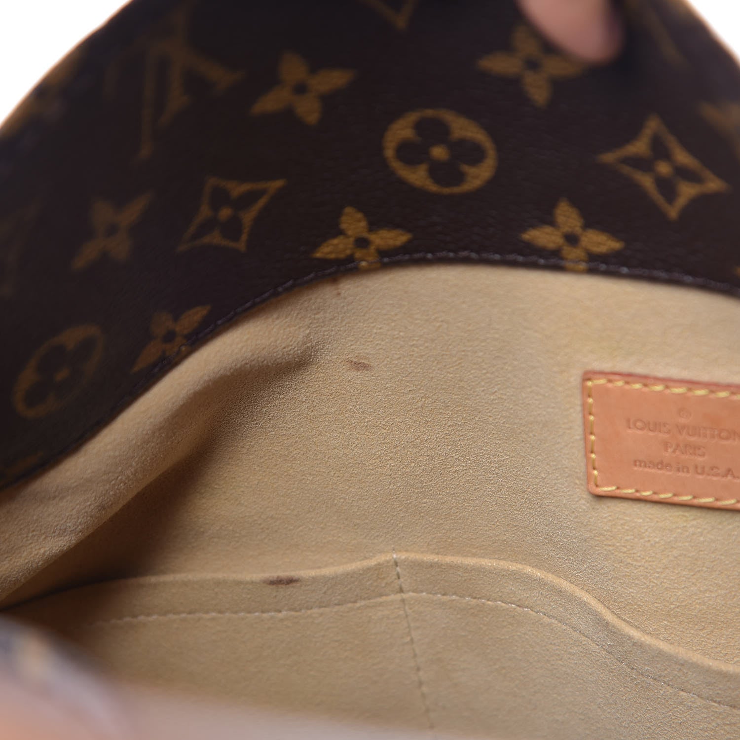 Louis Vuitton Monogram Artsy MM 10 of 21