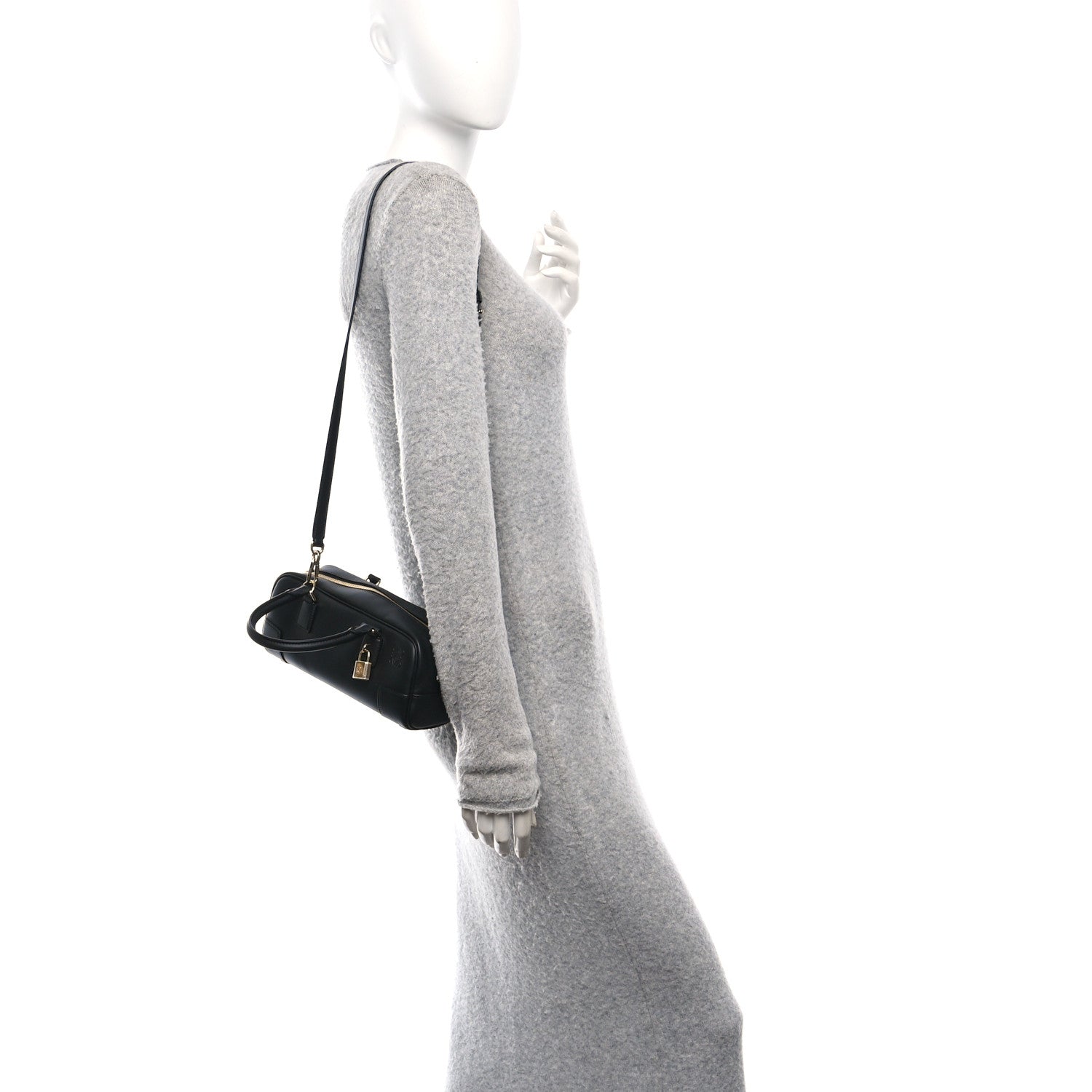 Loewe Nappa Calfskin Amazona 23 Cropped Black 2 of 12