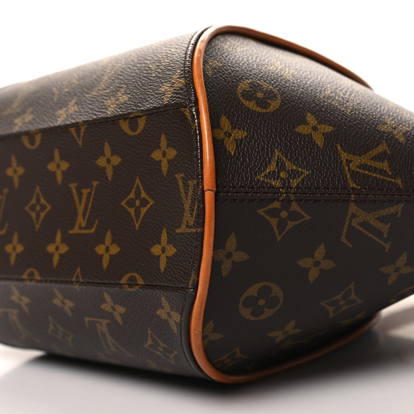 Monogram Ellipse MM