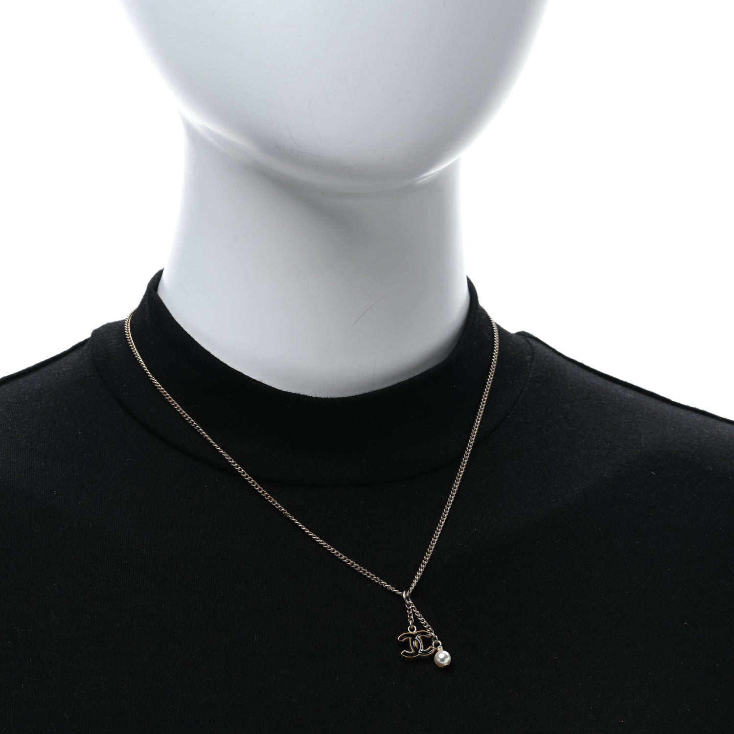 Chanel Enamel Pearl CC Necklace Black Gold 5 of 5