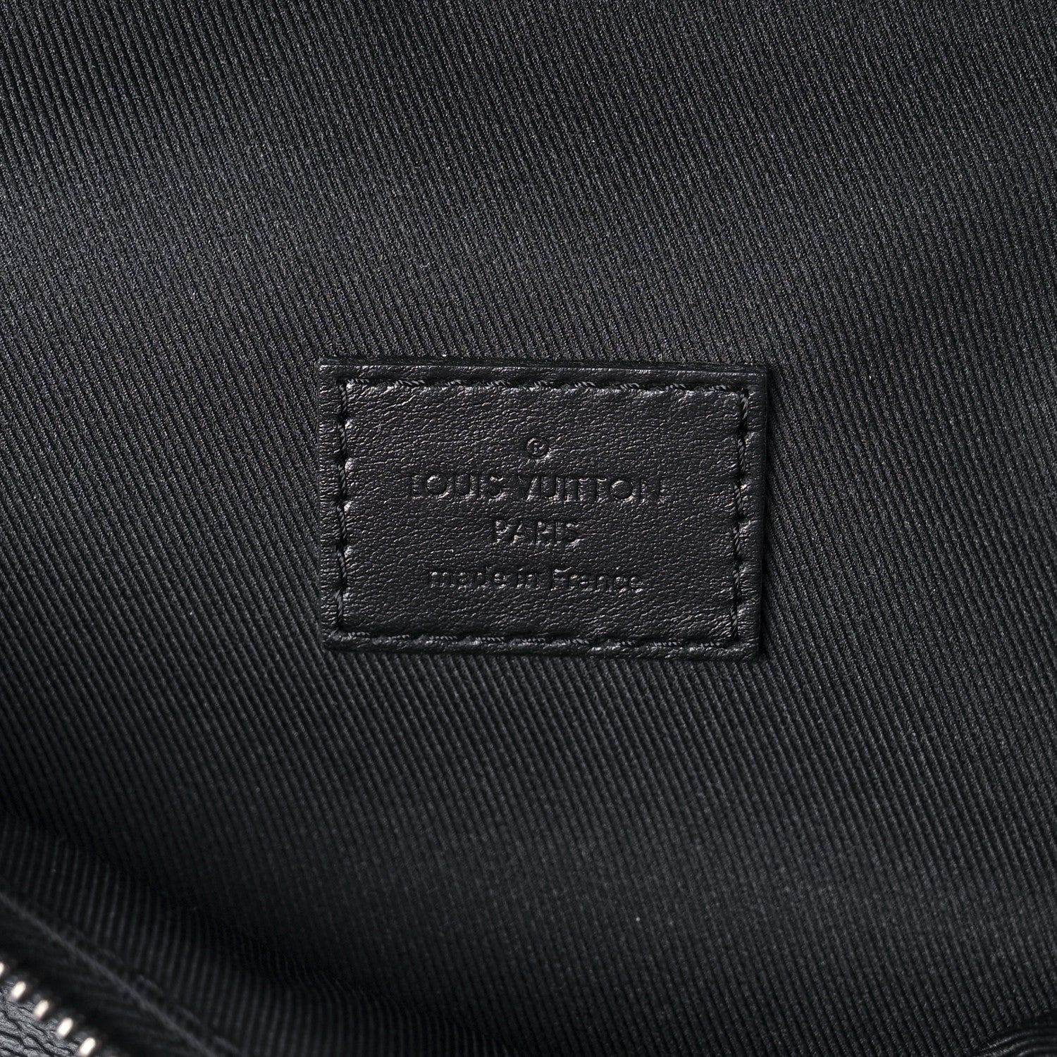 Louis Vuitton Monogram Eclipse Discovery Bumbag 6 of 10