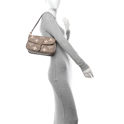 Louis Vuitton Empreinte Giant Monogram Diane Tourterelle Creme 2 of 9