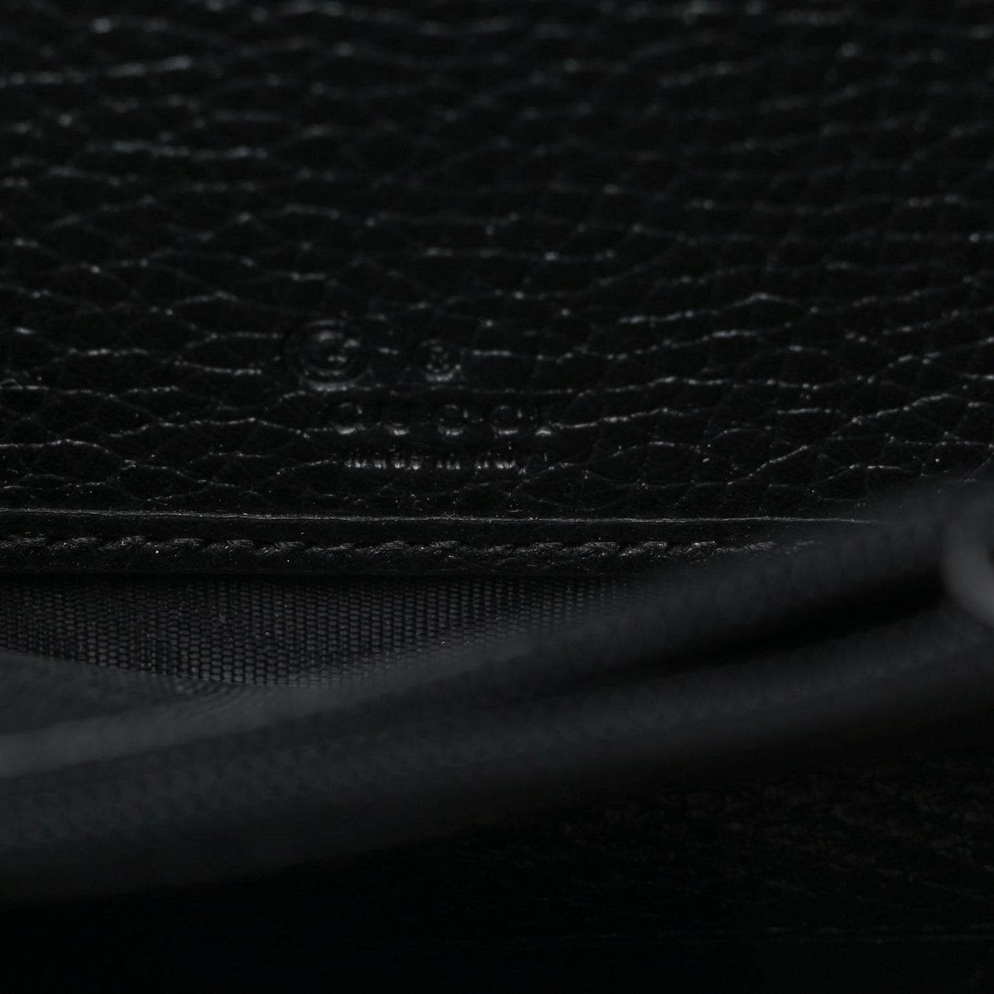 Pebbled Calfskin Small Soho Zip Around Wallet Black