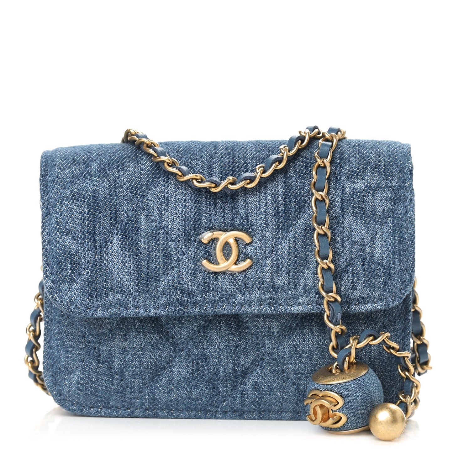 Denim Quilted CC Pearl Crush Clutch With Chain Blue