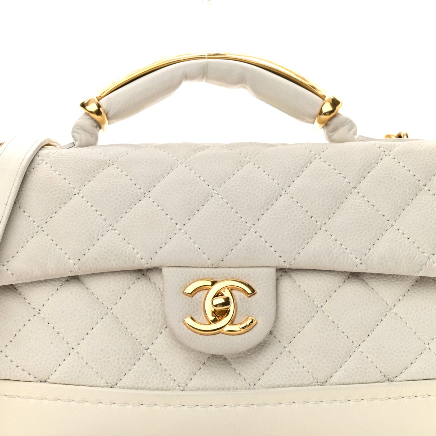 Iridescent Caviar Quilted Medium Globe Trotter Flap White