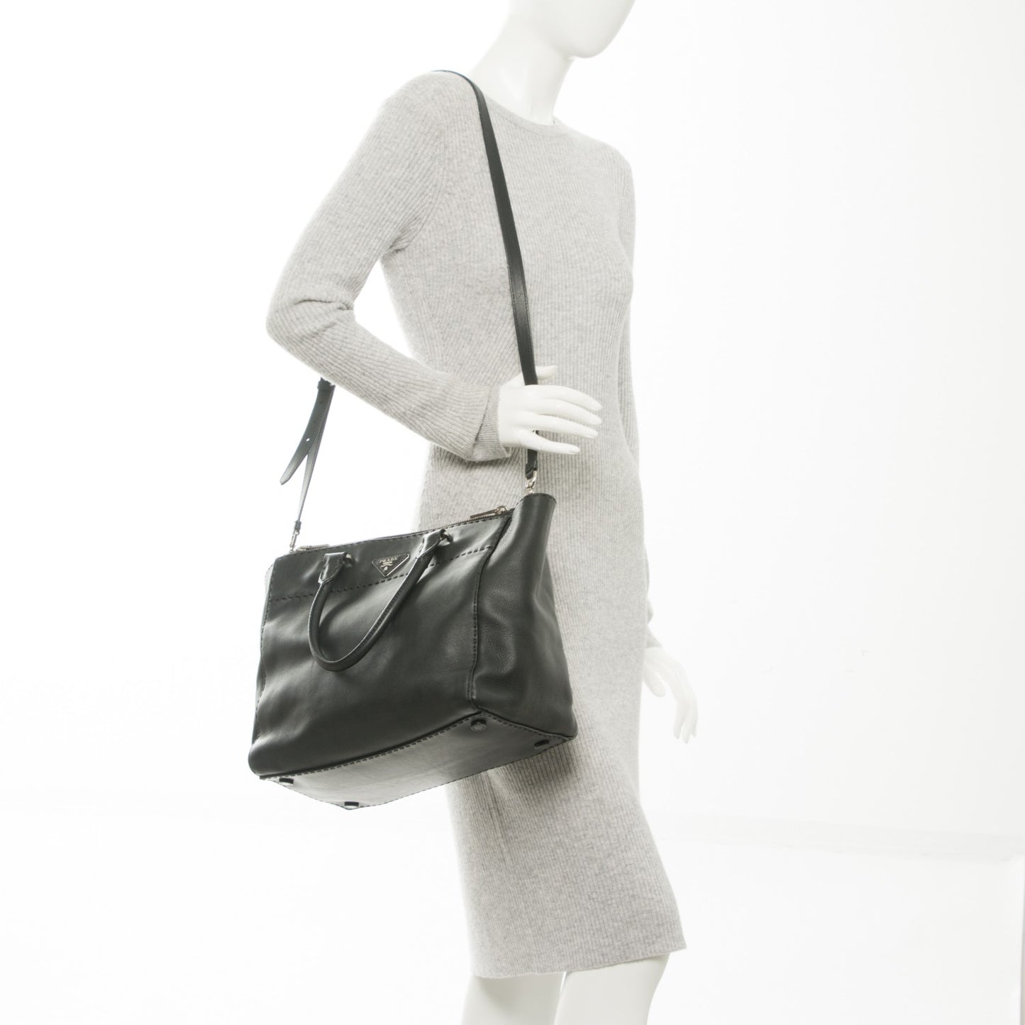 City Calf Hand-Stitched Galleria Double Zip Tote Black