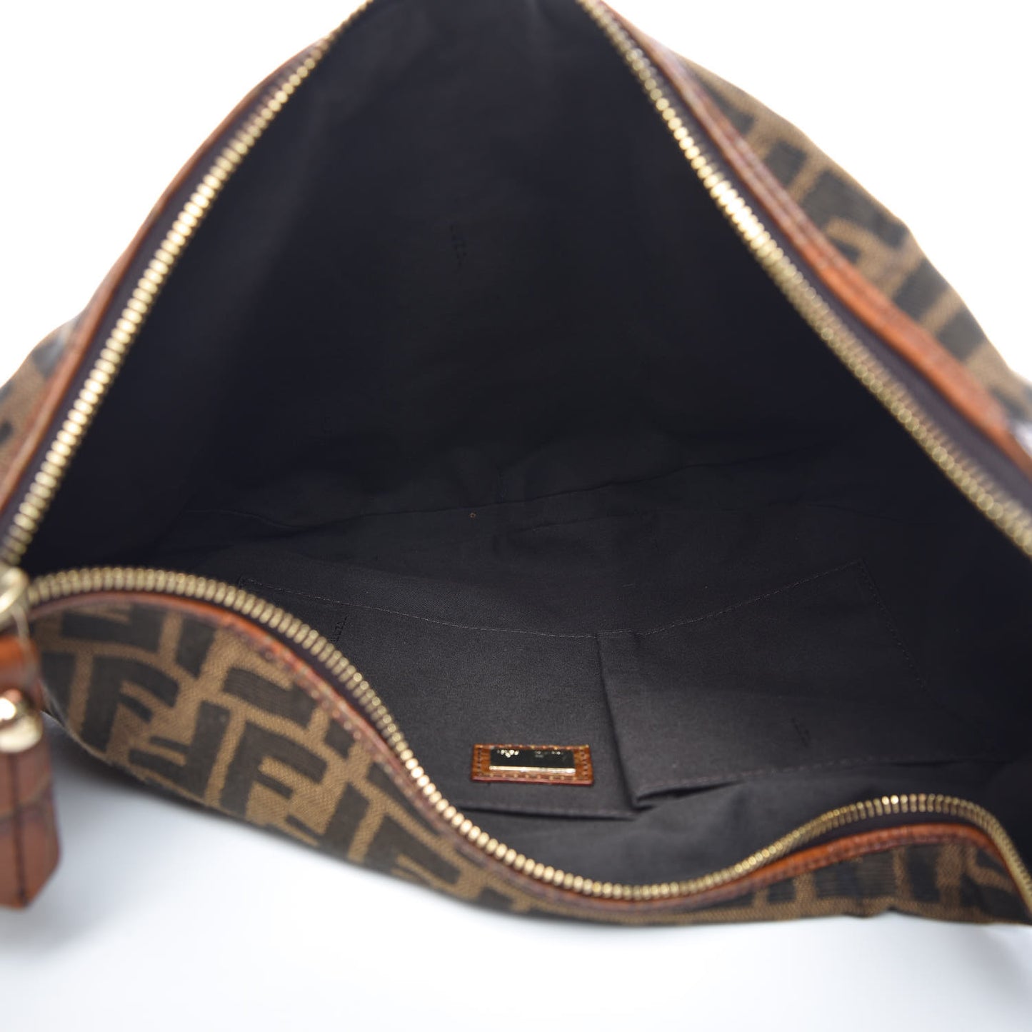 Zucca Calfskin Crocodile Embossed Chef Hobo Tobacco