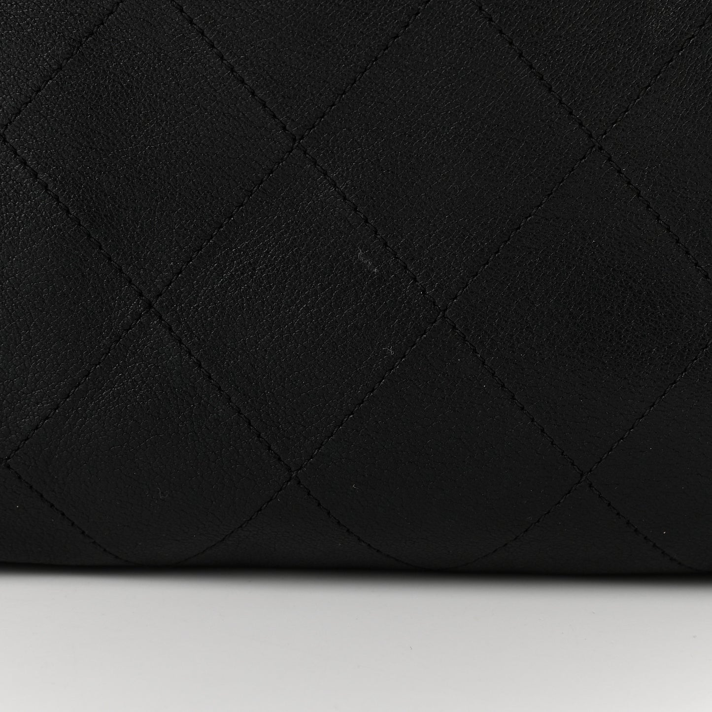 Lambskin Ultimate Soft Hobo Black