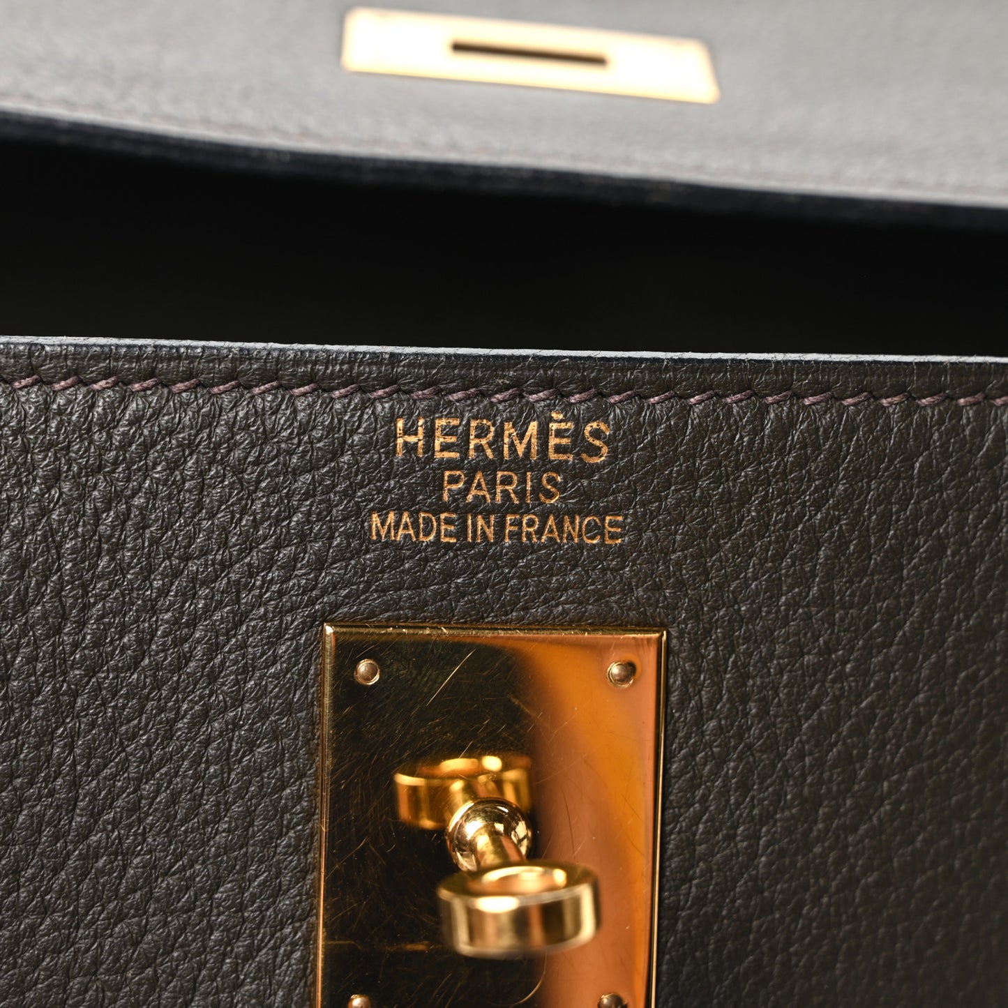 Vache Liegee Kelly Retourne 35 Vert Bronze