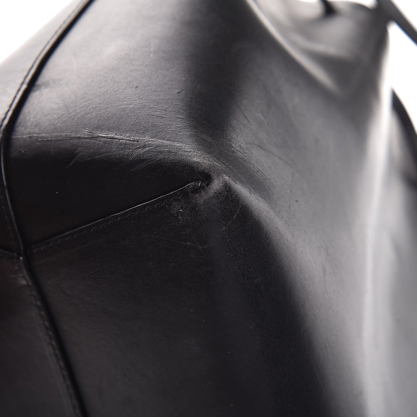 Vegetable Tanned Calfskin Bucket Bag Pink