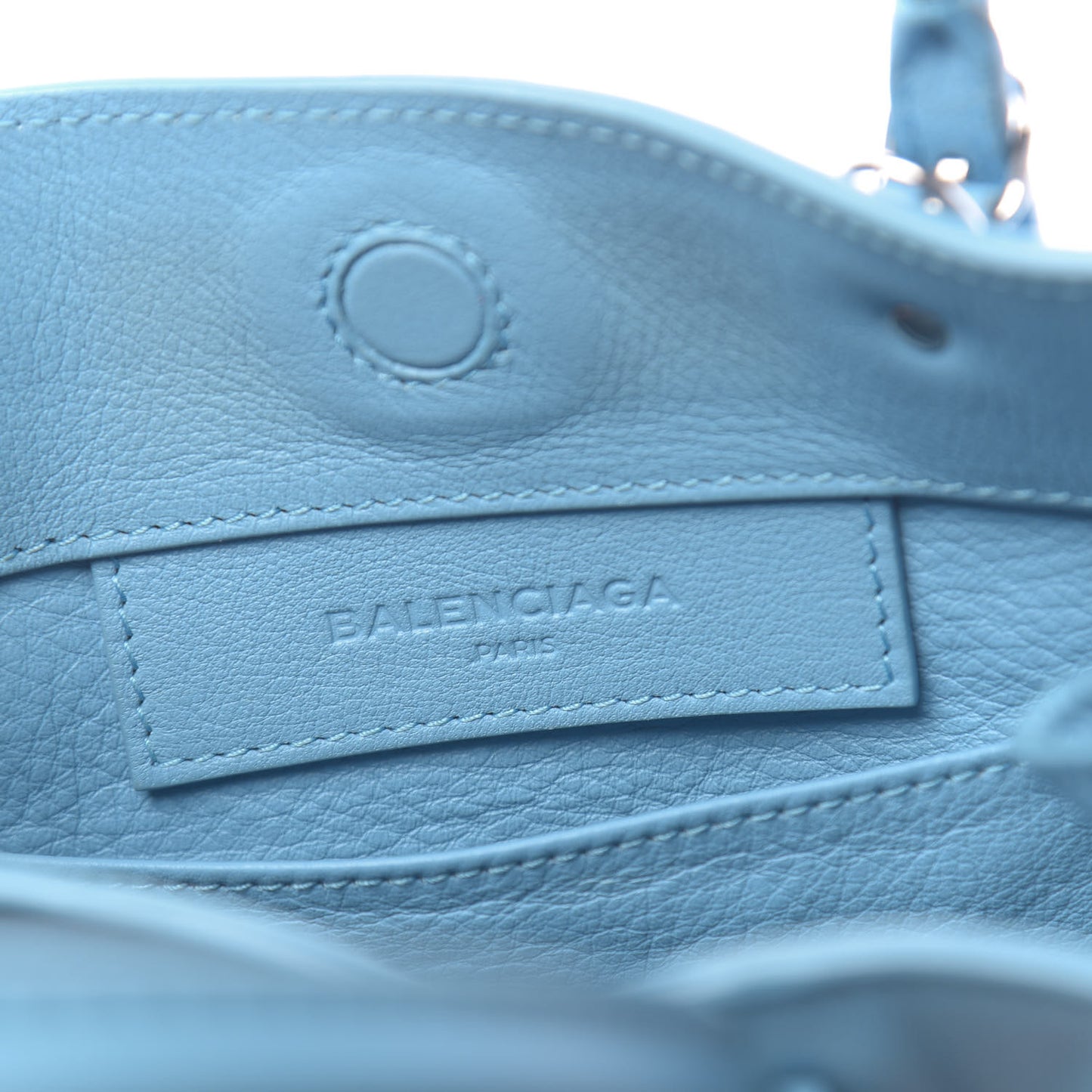 Supple Calfskin Papier Mini A4 Zip Around Tote Bleu Azur Clair