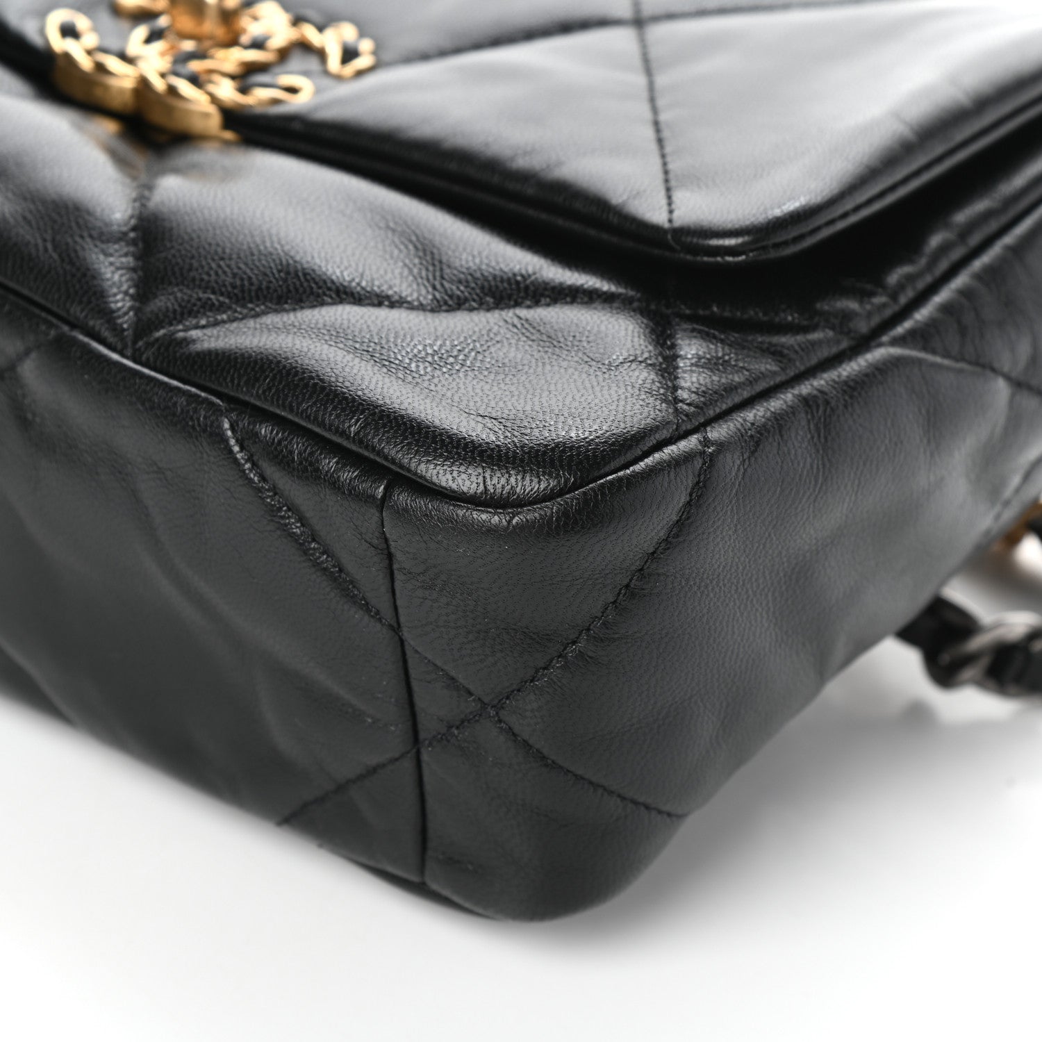 Chanel Shiny Goatskin Quilted Medium Chanel 19 Flap Black 9 of 10