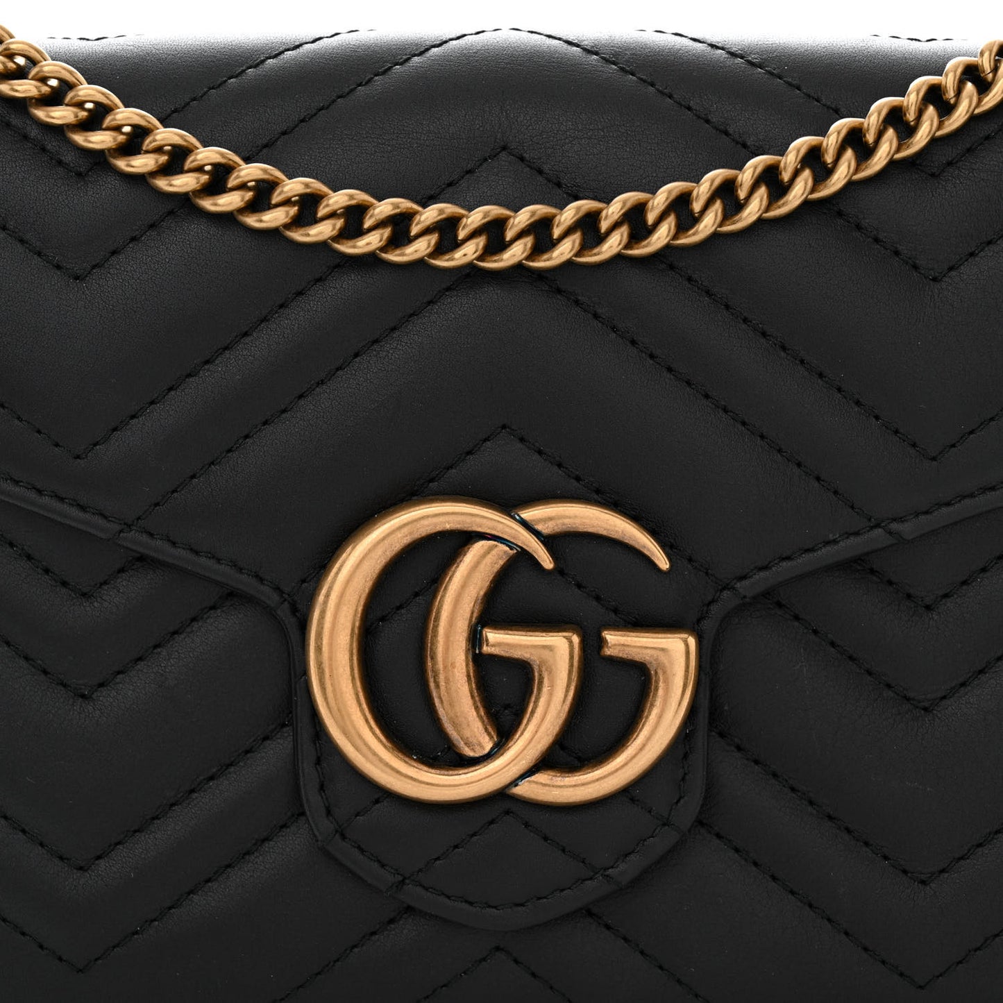 Calfskin Matelasse GG Marmont Chain Wallet Black