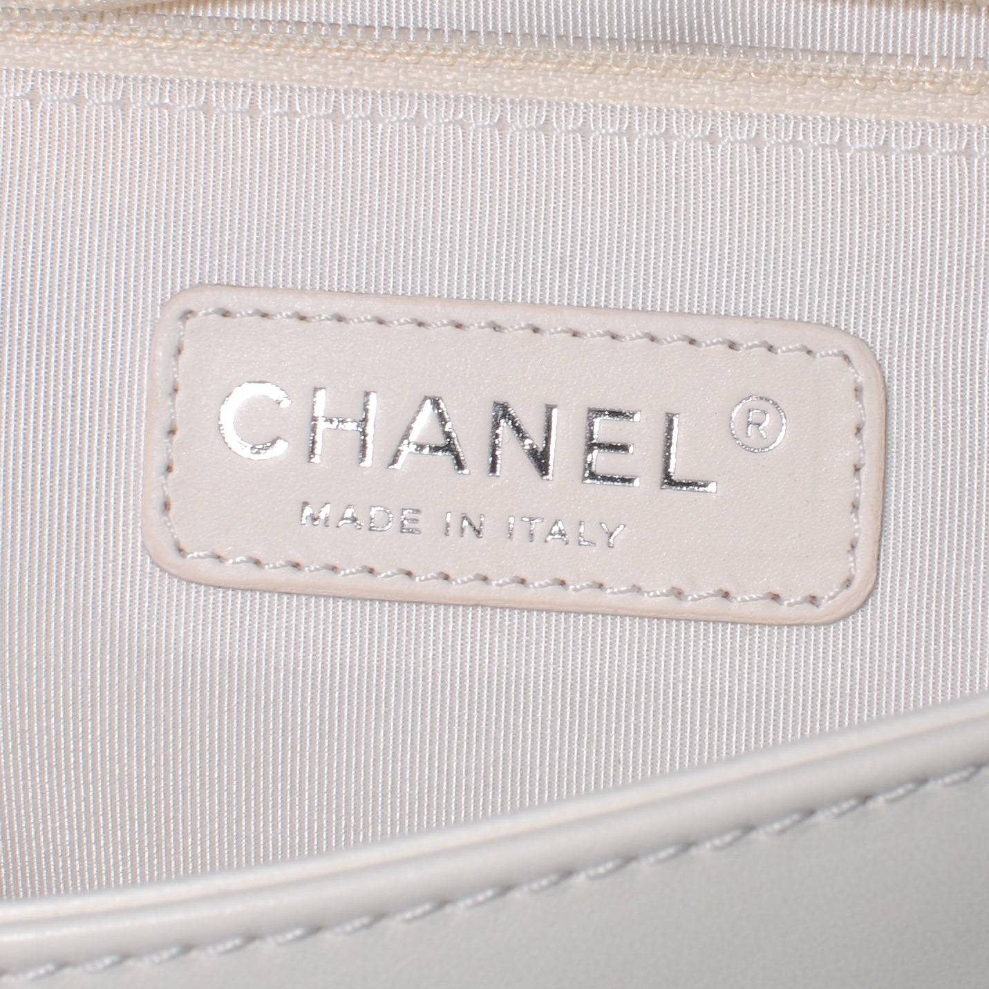 Lambskin Quilted Large Boy Flap Black White