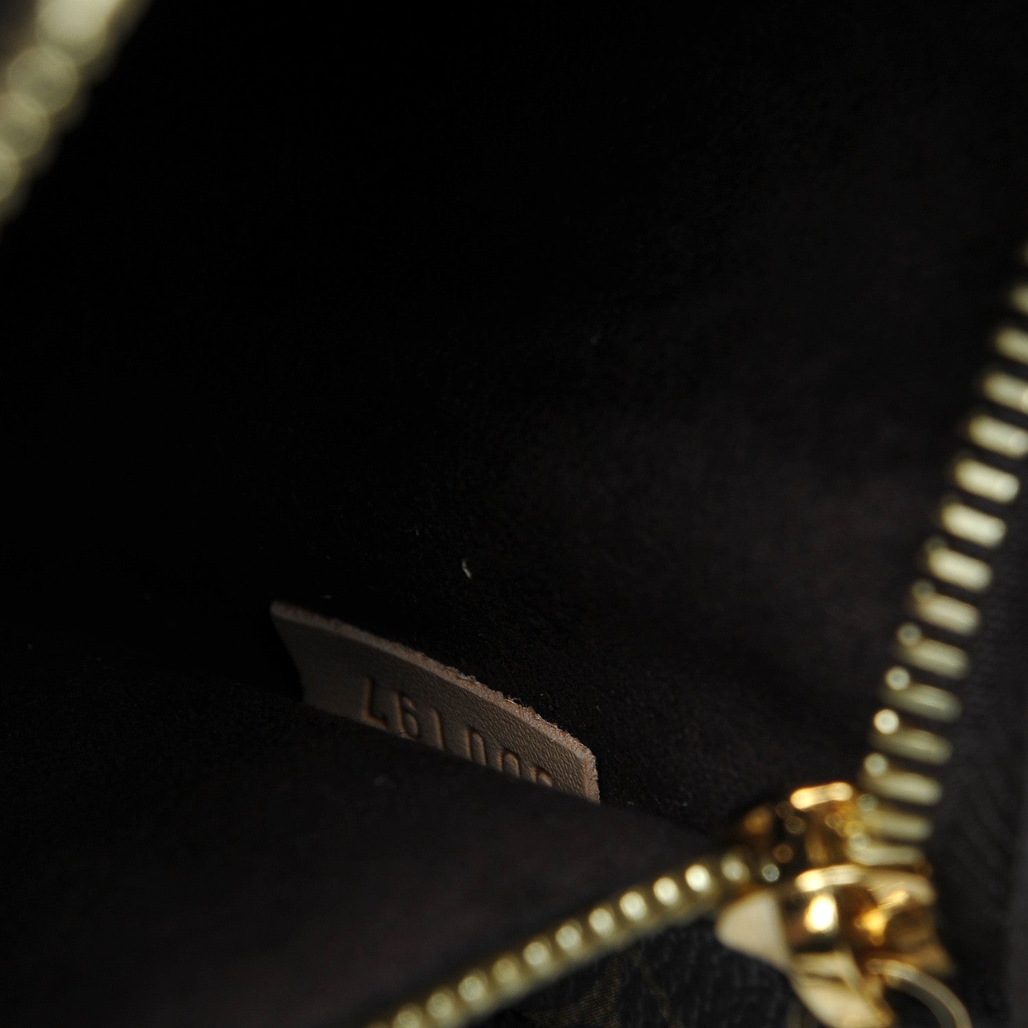 Louis Vuitton Monogram Pochette Metis 8 of 9