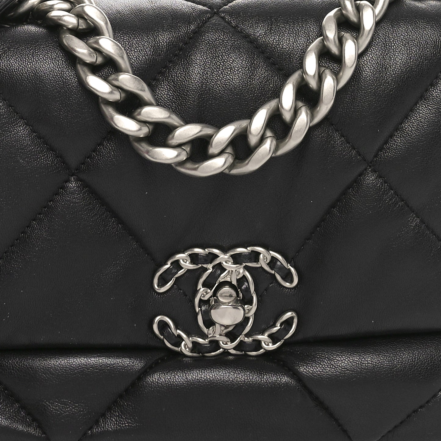 Lambskin Quilted Medium Chanel 19 Flap Black
