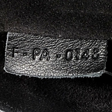 Smooth Calfskin Medium Phantom Luggage Black