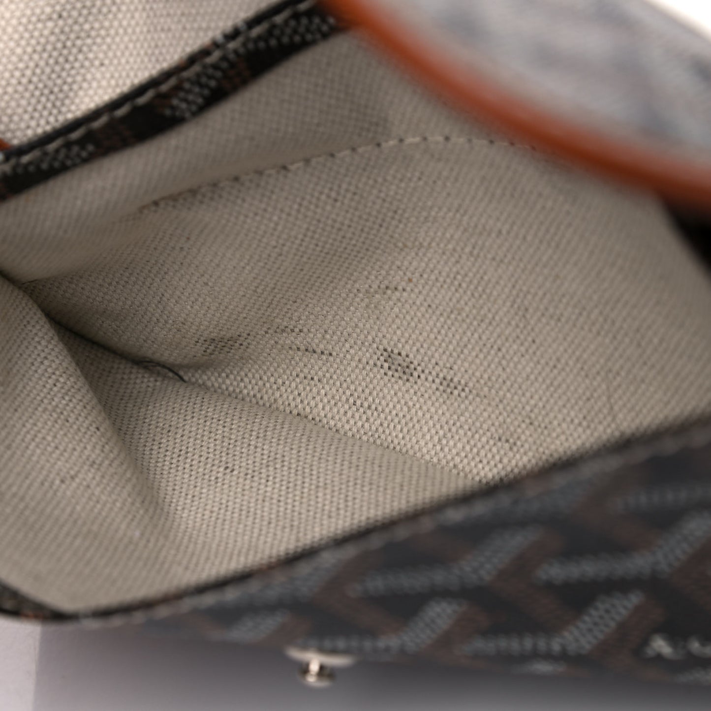 Goyardine Pouch Black Gold