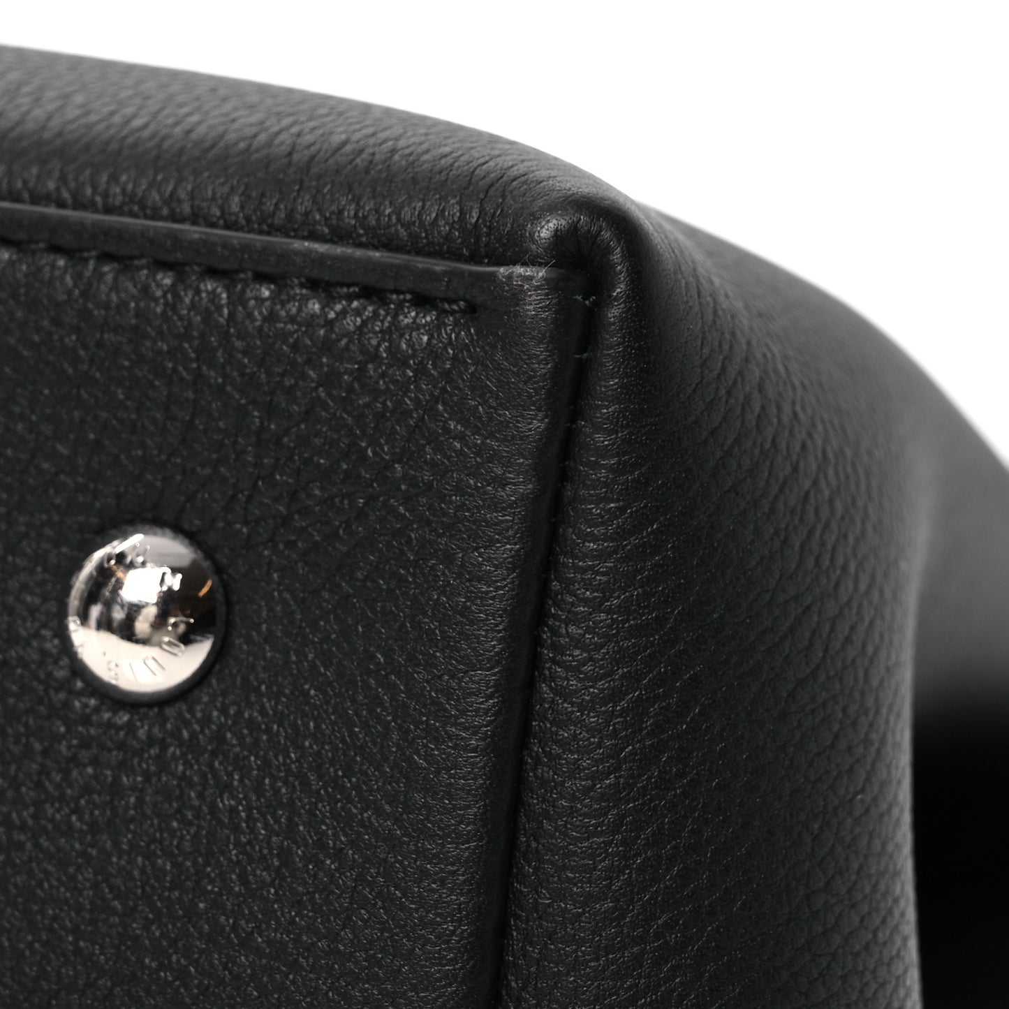 Calfskin Lockme Ever Black