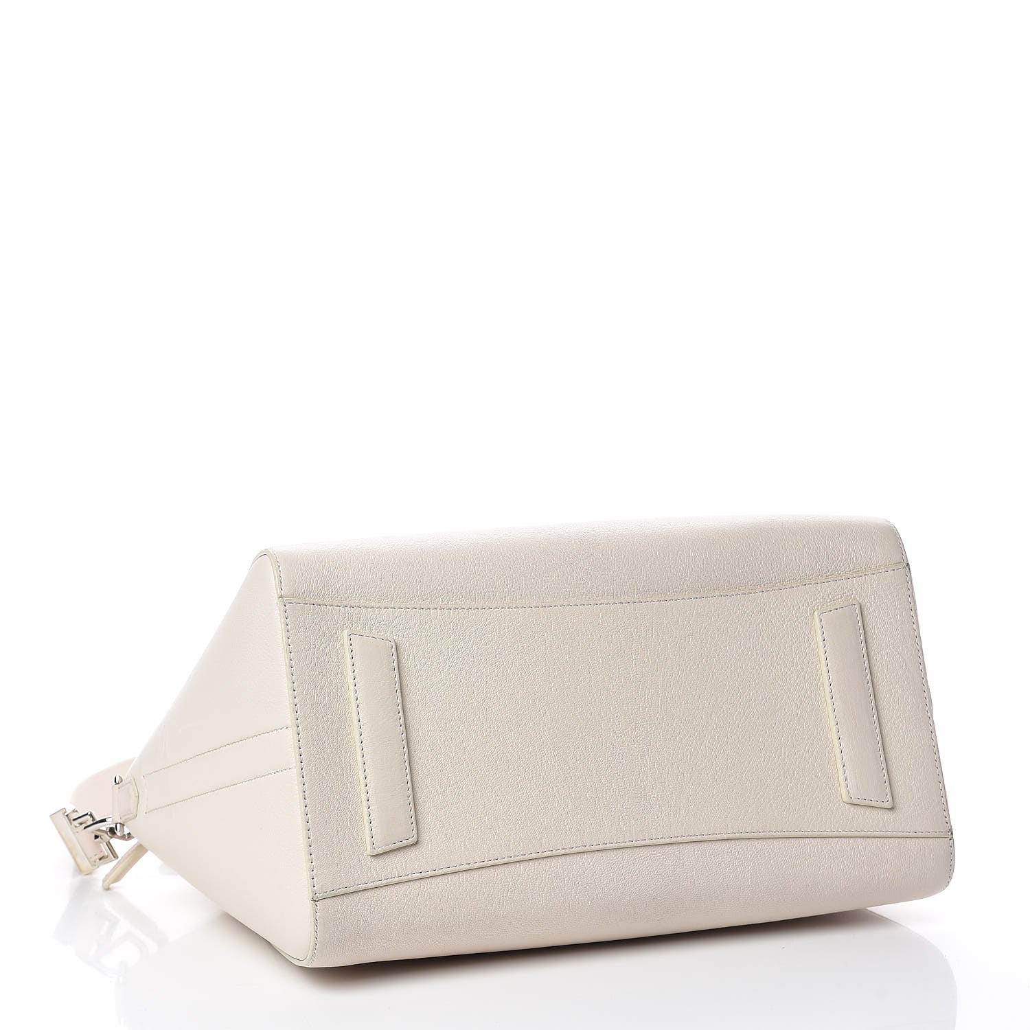 Givenchy Sugar Goatskin Medium Antigona Ivory 4 of 20