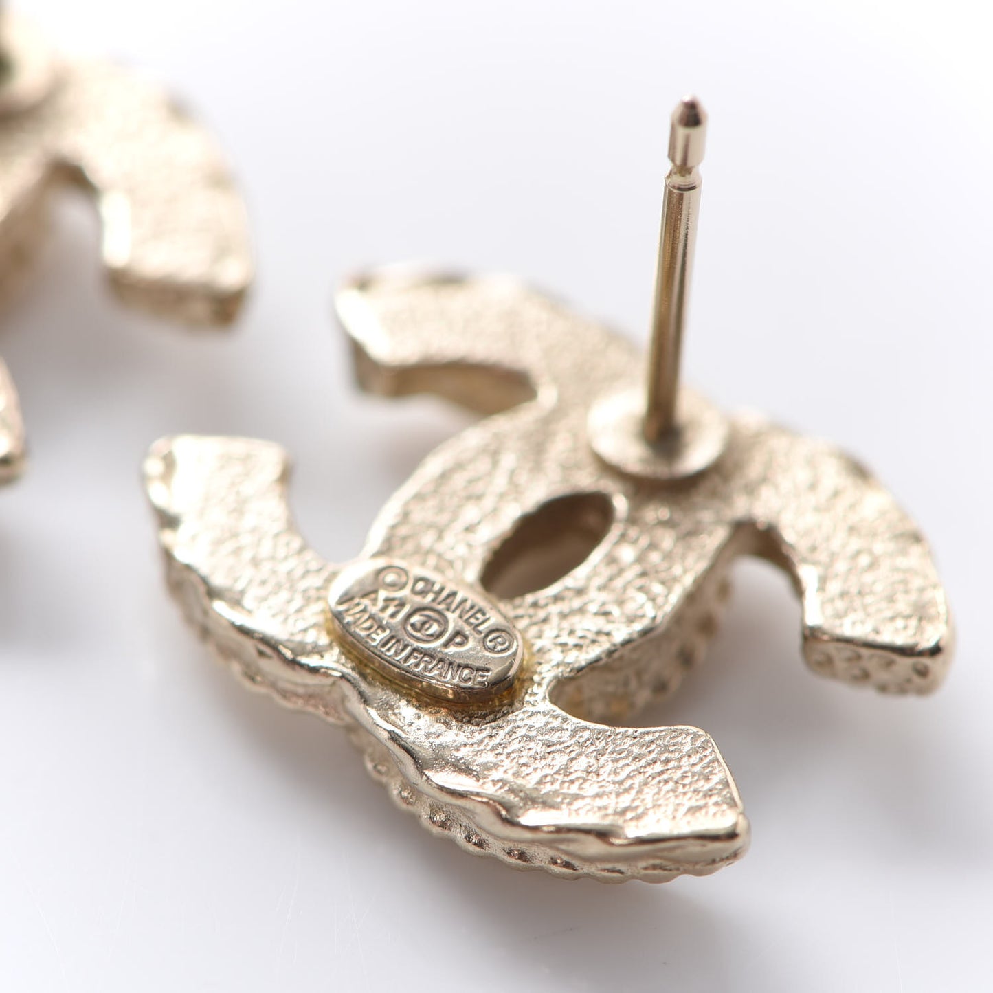 Enamel CC Earrings Ivory Gold