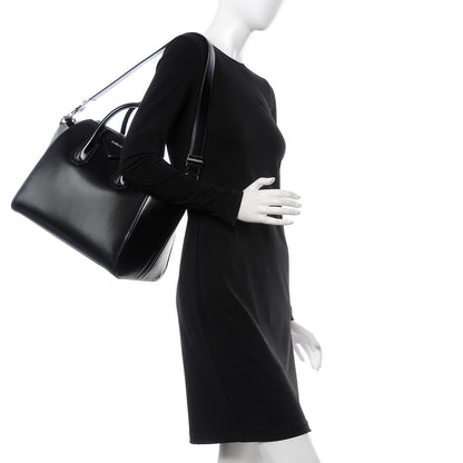 Givenchy Shiny Lord Calfskin Medium Antigona Black 2 of 8