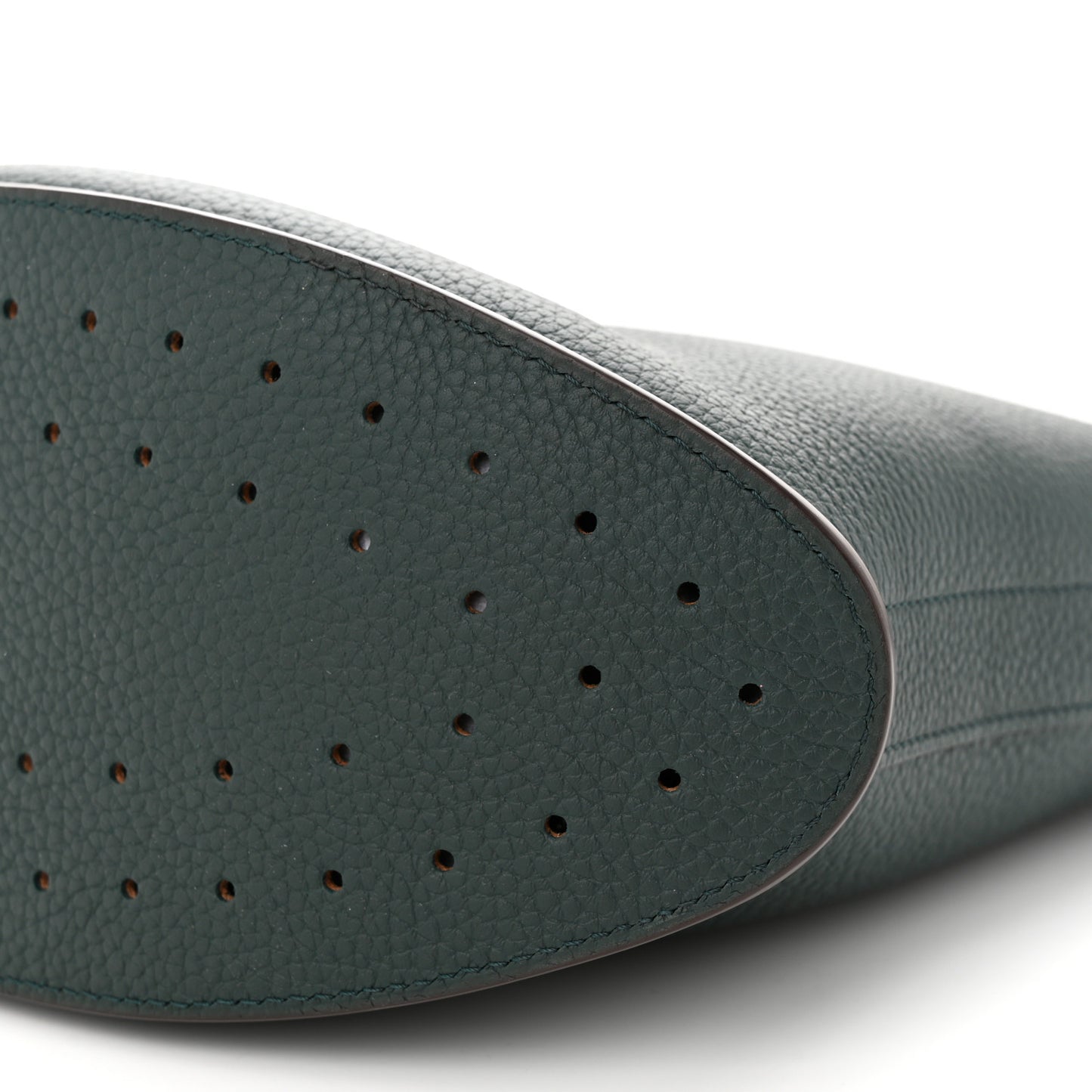 Taurillon Pin Daily Surpique Bucket