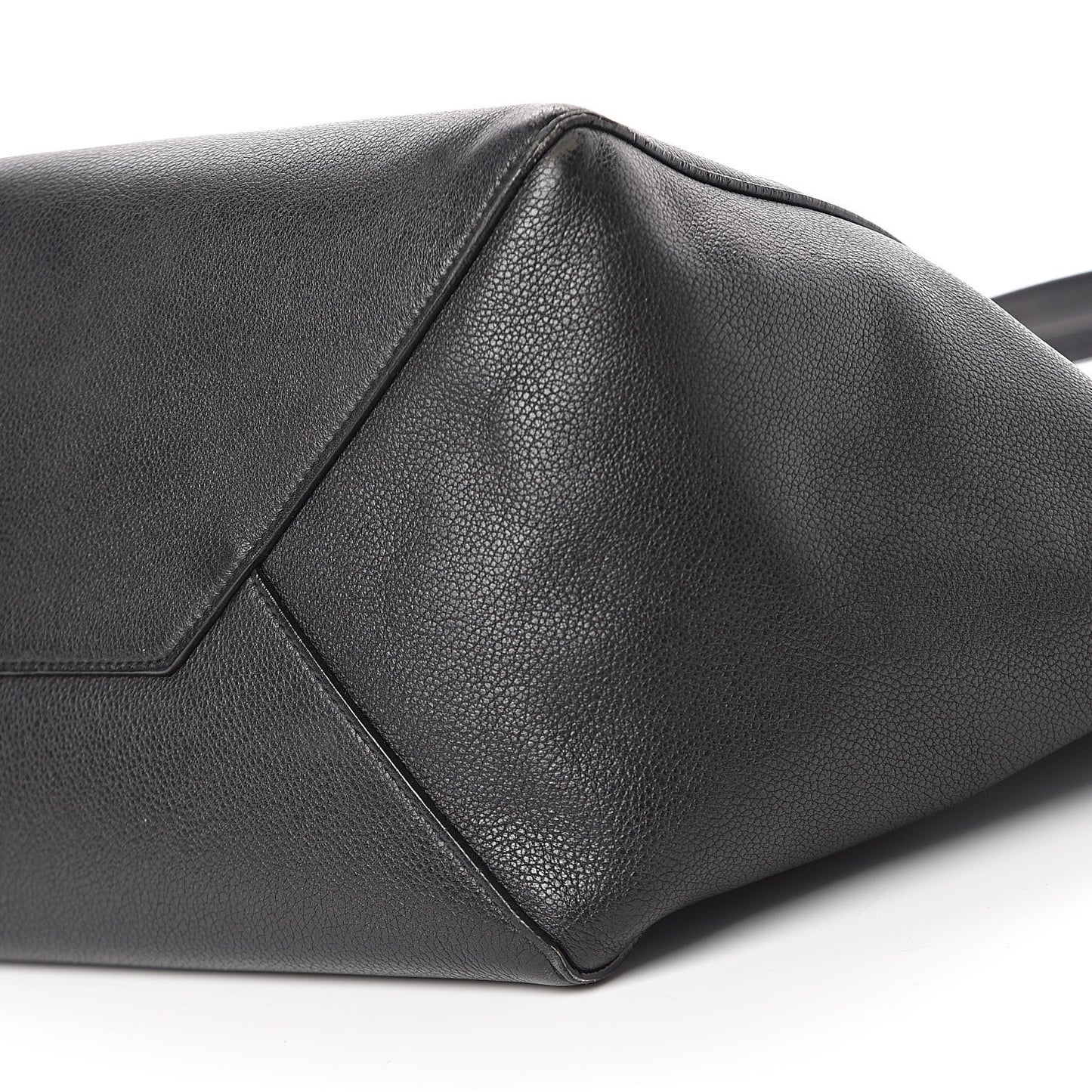 Soft Grained Calfskin Small Belt Cabas Phantom Black