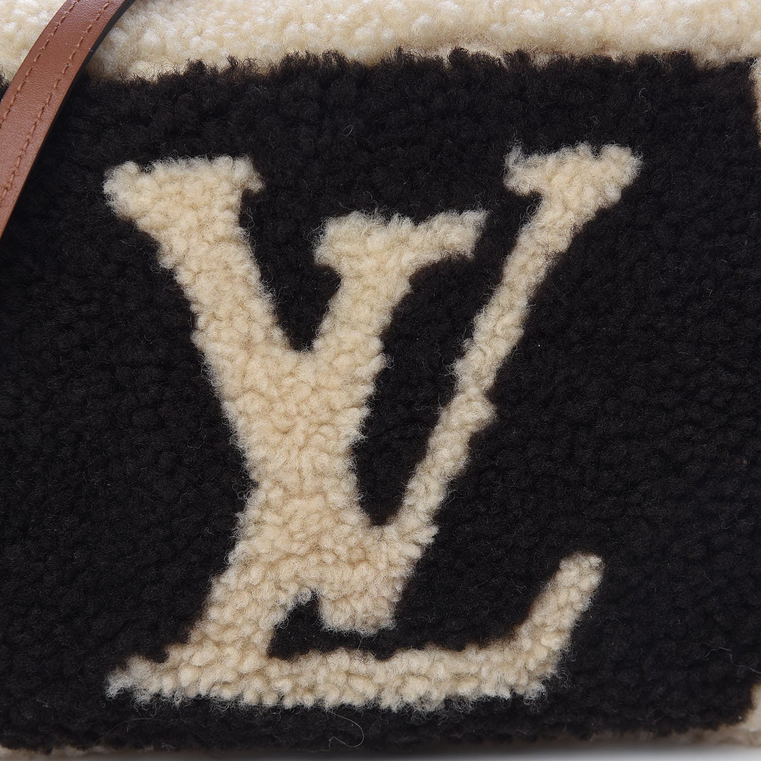 Louis Vuitton Monogram Teddy Beach Pouch 10 of 11