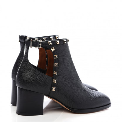 Valentino Garavani Pebbled Calfskin Rockstud Ankle Booties 35 Black 4 of 10