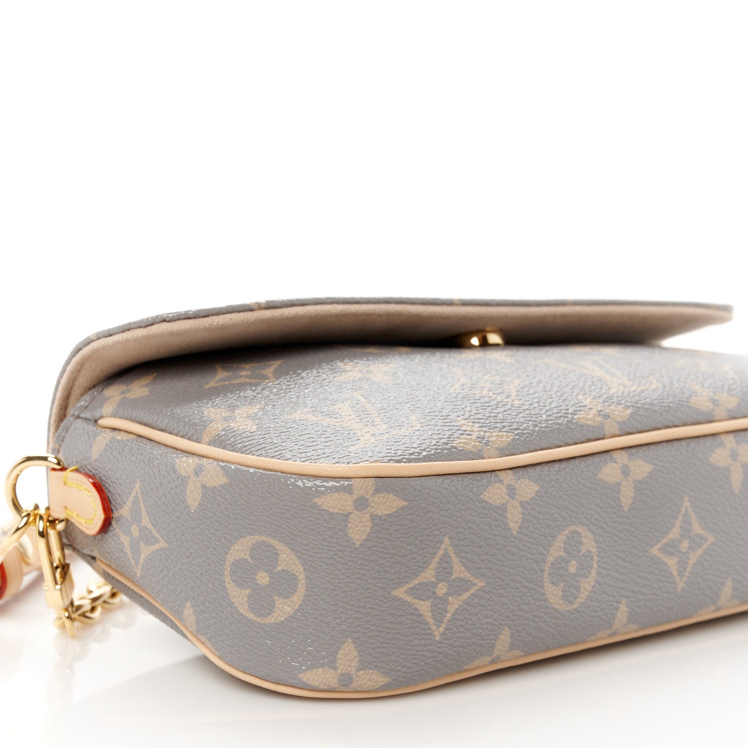 Louis Vuitton Monogram Ivy Wallet On Chain Trianon Gray 1657871