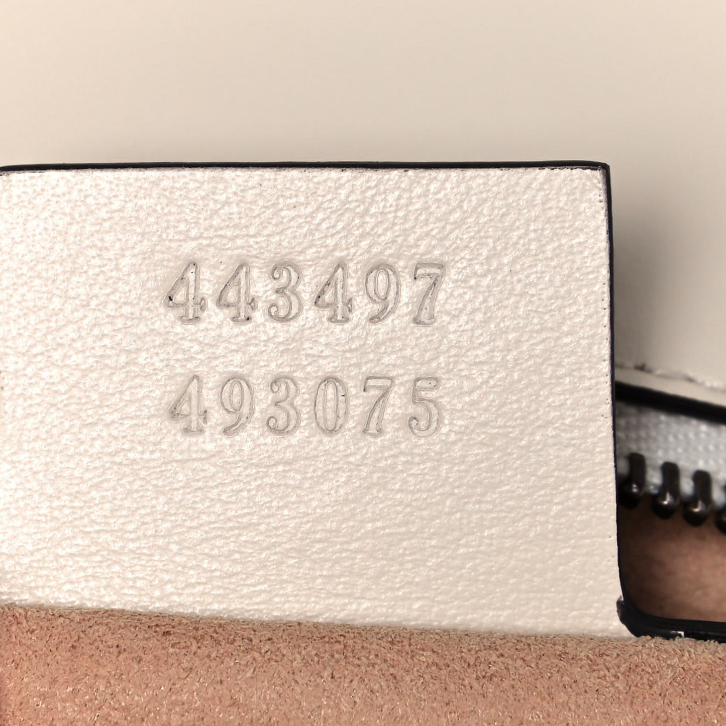 Calfskin Matelasse Small GG Marmont Shoulder Bag White