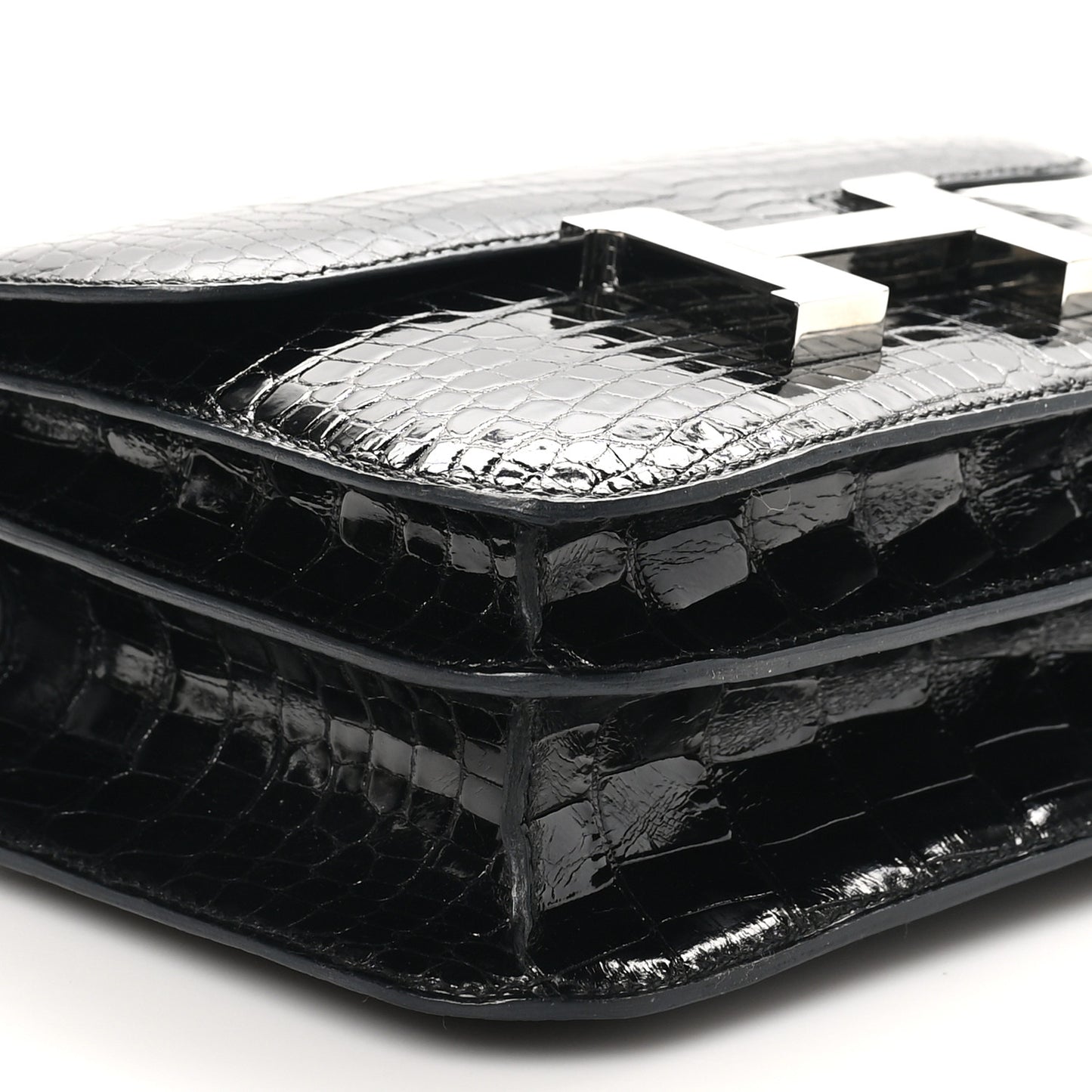Shiny Alligator Constance 18 Black