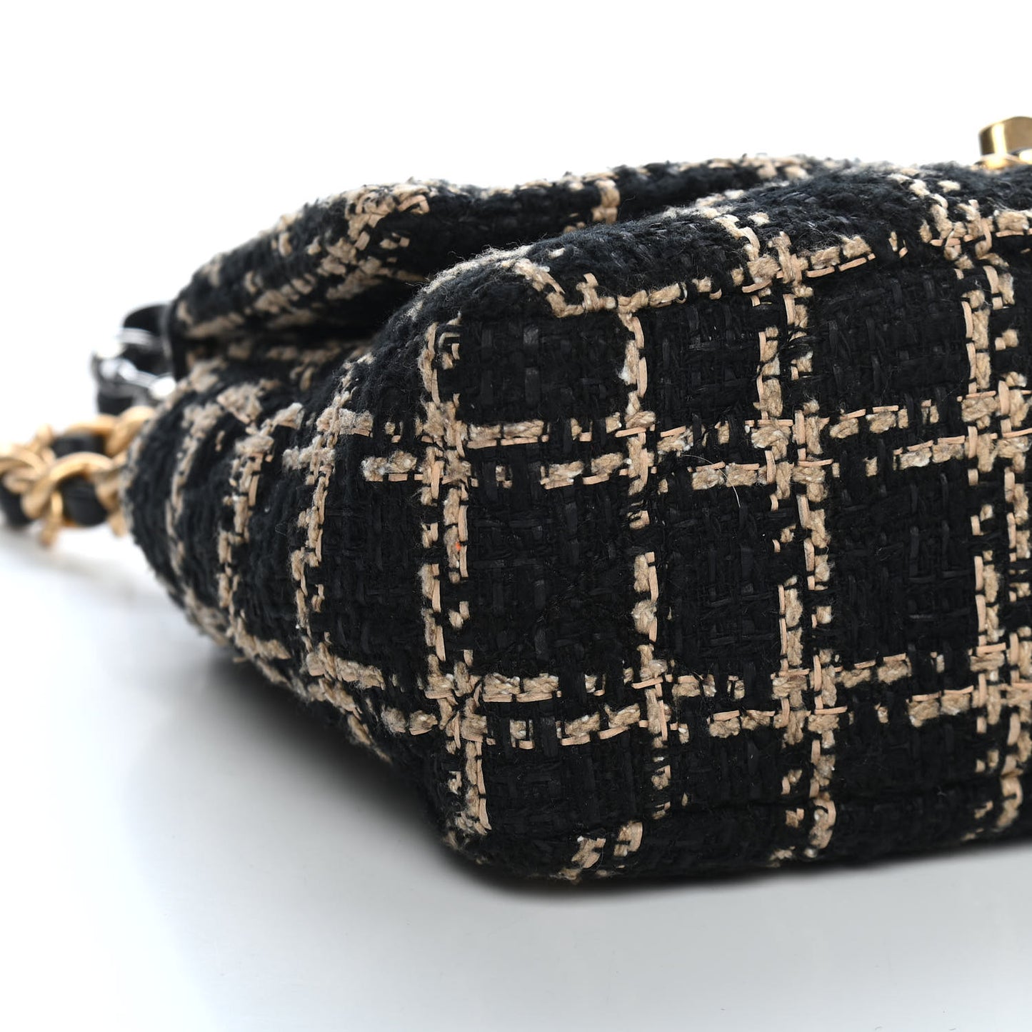 Tweed Quilted Medium Chanel 19 Flap Black Beige