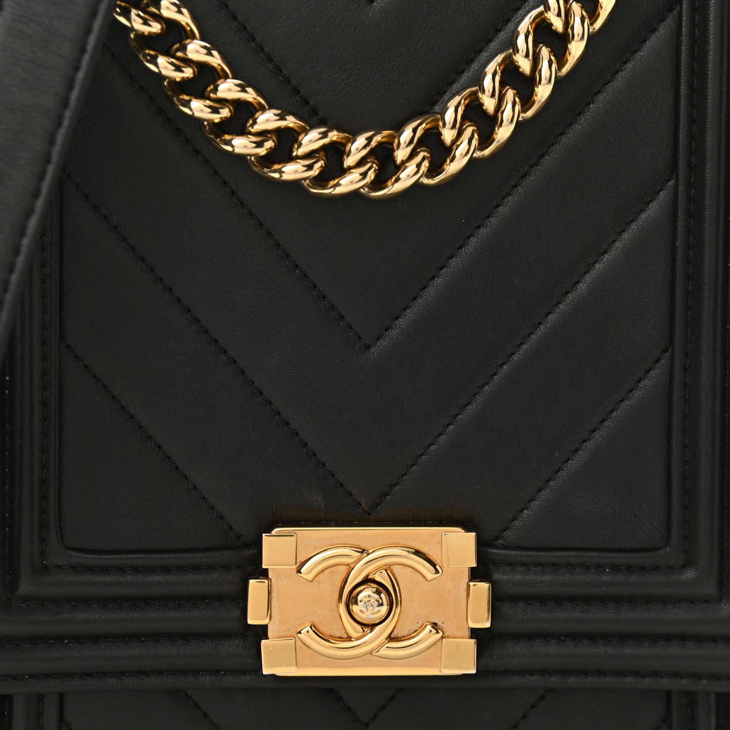 Calfskin Chrevron Quilted North South Boy Flap Black