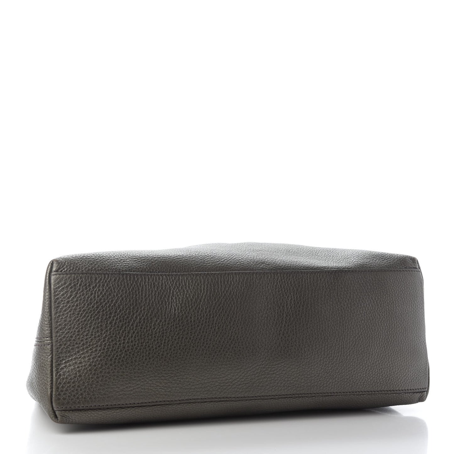 Metallic Pebbled Calfskin Medium Soho Chain Shoulder Bag Sasso