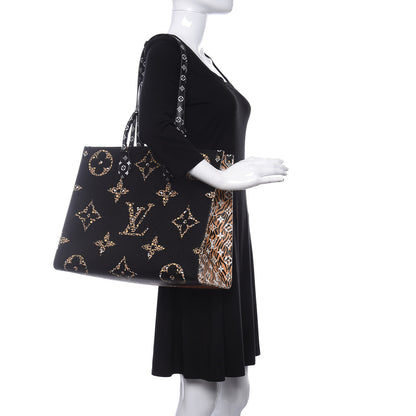Louis Vuitton Monogram Giant Jungle Onthego GM Black 2 of 10