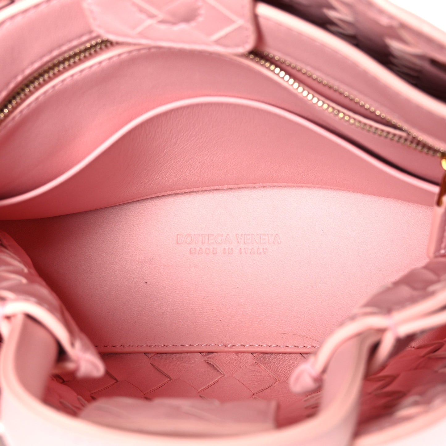 Nappa Intrecciato Small Andiamo Shoulder Bag Blush