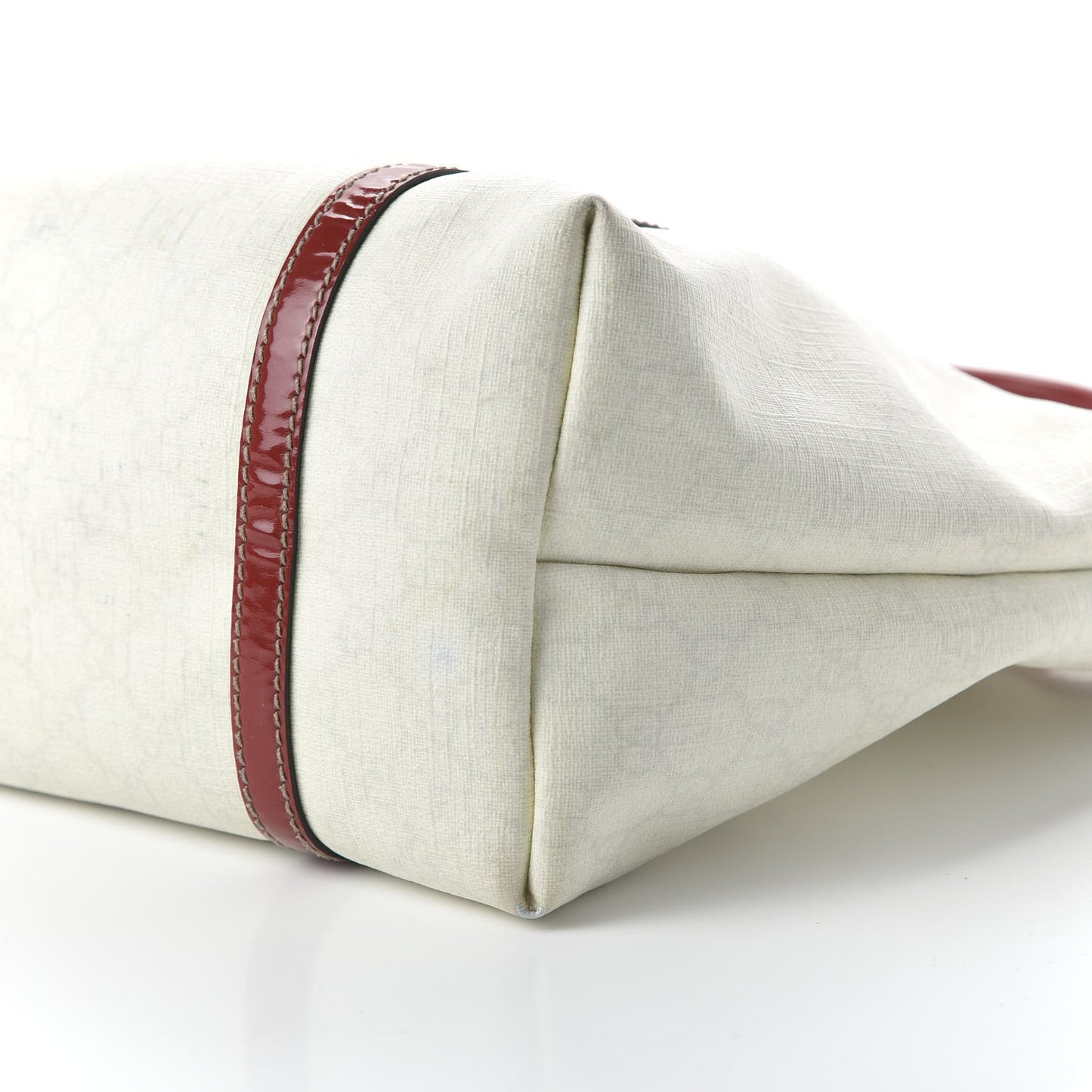 GG Plus Monogram Tattoo Heart Medium Joy Tote Off White Red