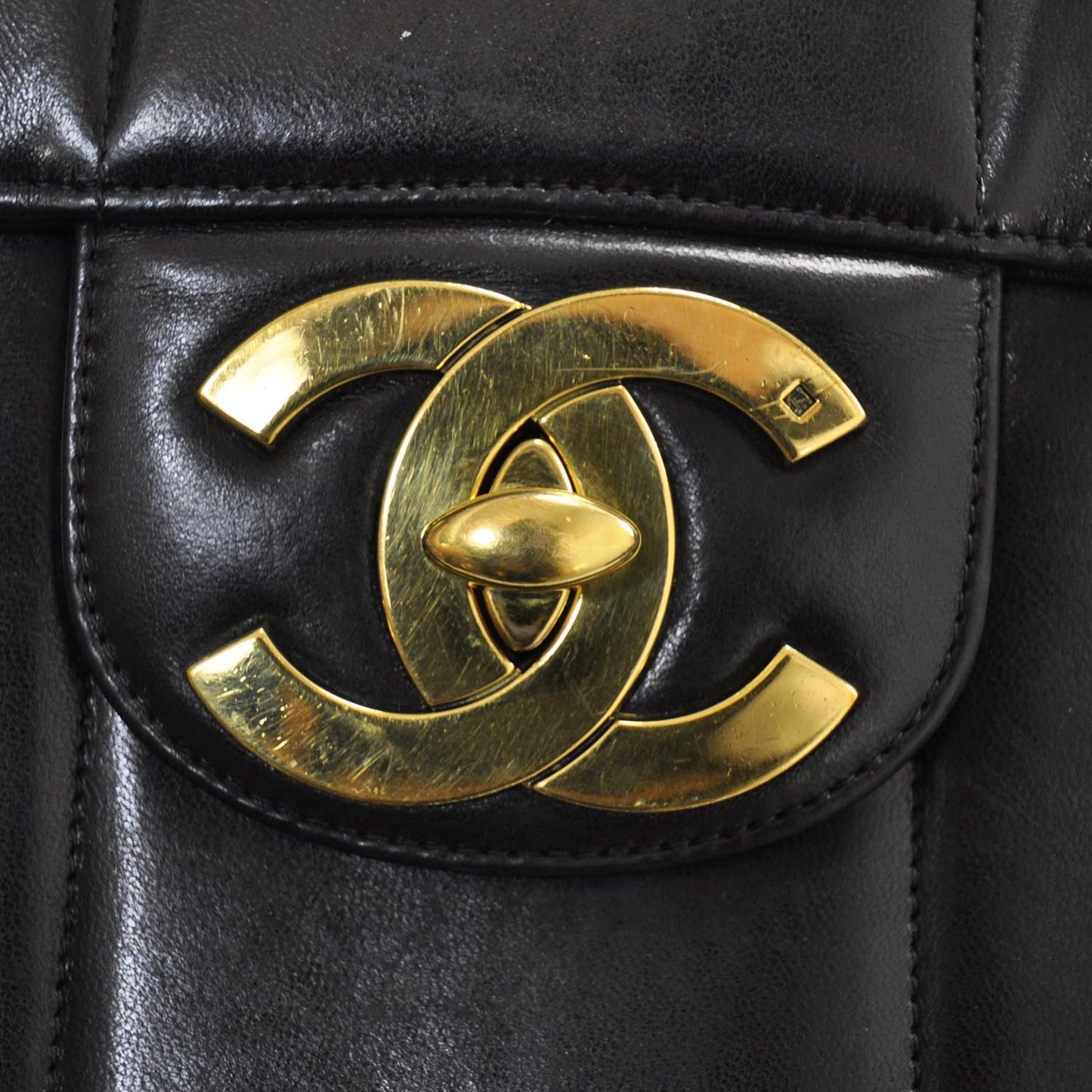 Lambskin Vertical Quilt Jumbo Flap Black